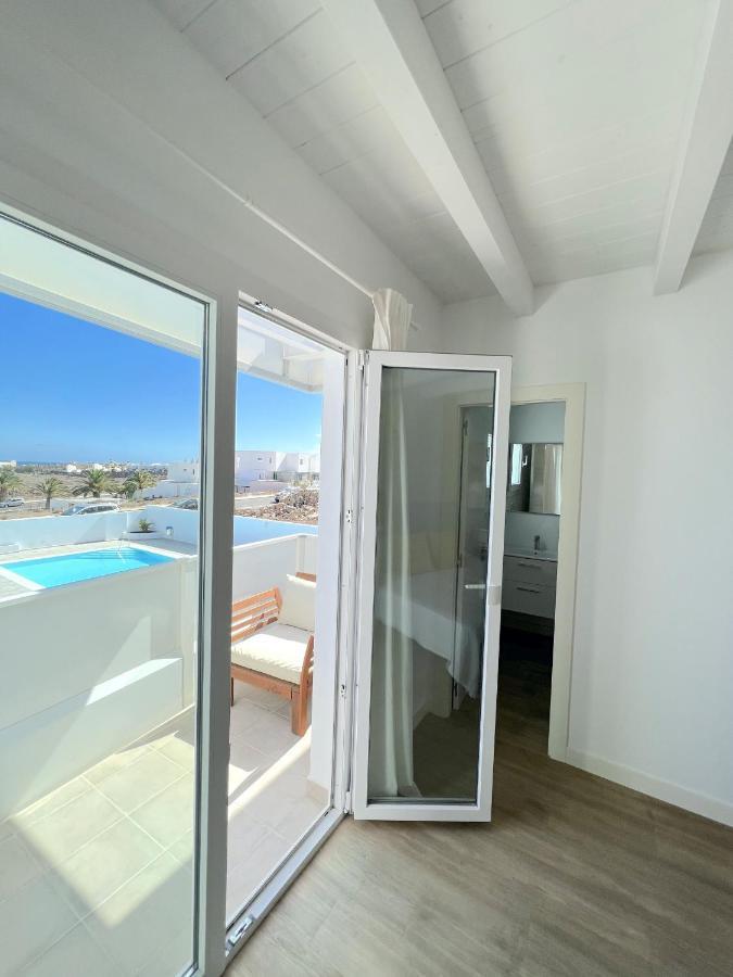 Casahost Villa Dolce Vita Costa Teguise Exterior foto
